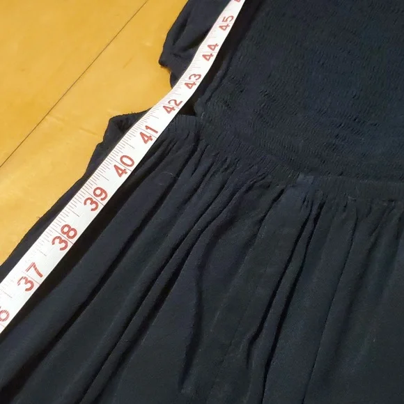 Express Women's  XS Pantsuit, all black waist peekaboo cutouts◾️great condition - Picture 6 of 9